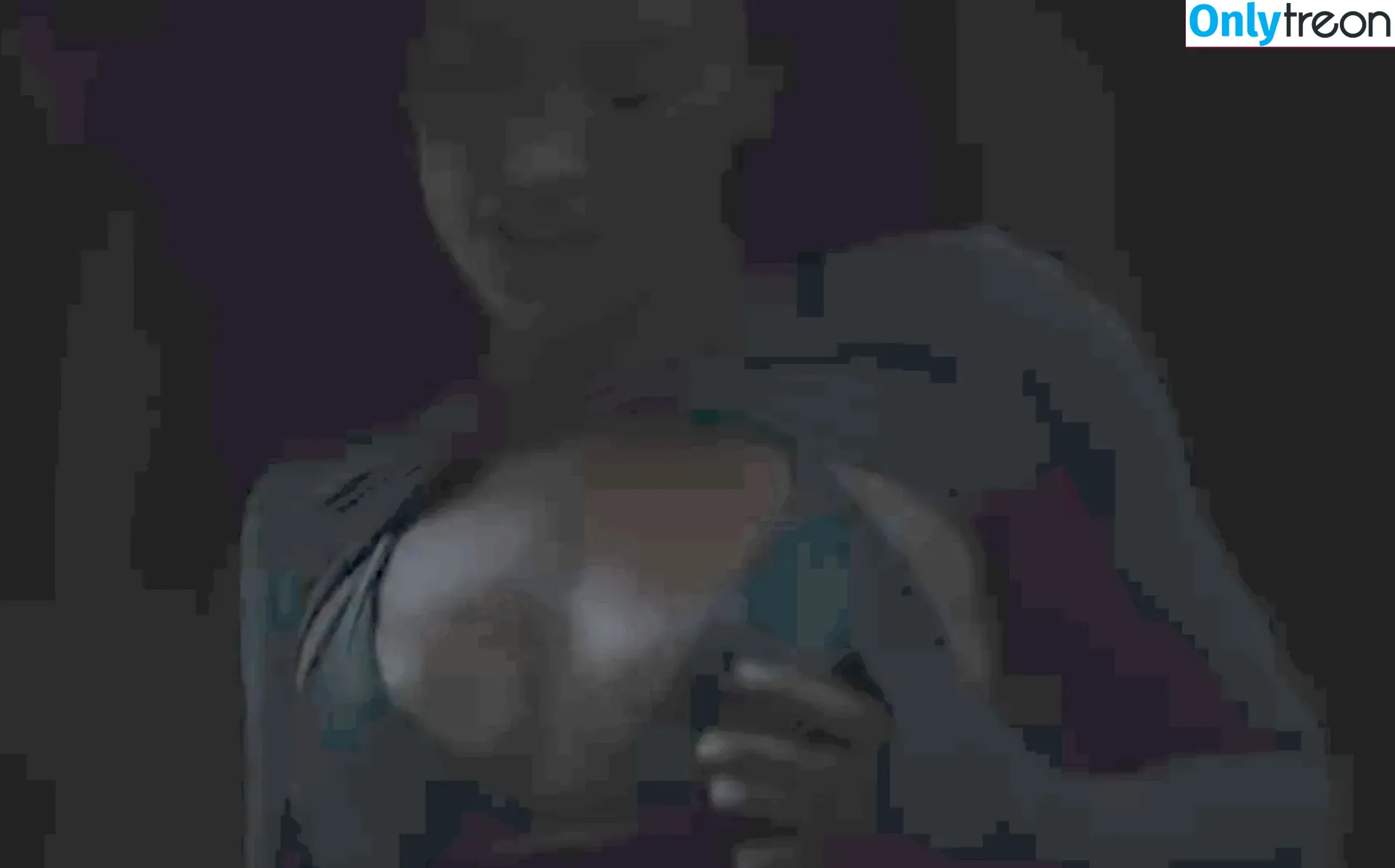 Demi Lovato nude photo #1027 (ddlovato)