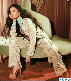 Demi Moore / demimoore / justdemi / kyliedemi фото голая #0771
