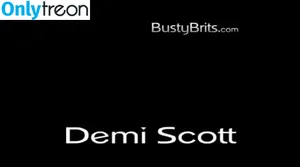 Demi Scott / mercedes / officialdemiscott nude photo #0635