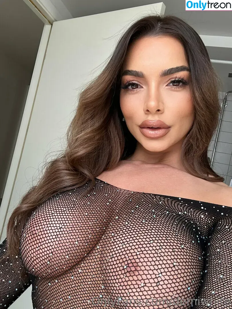 demiwhite nude photo #0015 (demi_white1)