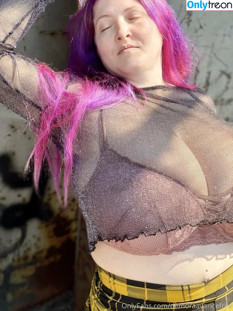 demoraavaricefree nude photo #0089 (demoraavarice)