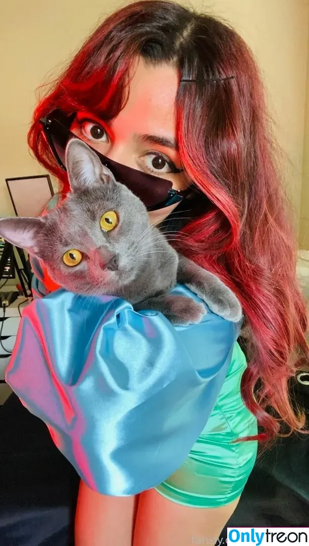 Denims голая photo #0021 (DenimsTV / theodorethickdick)