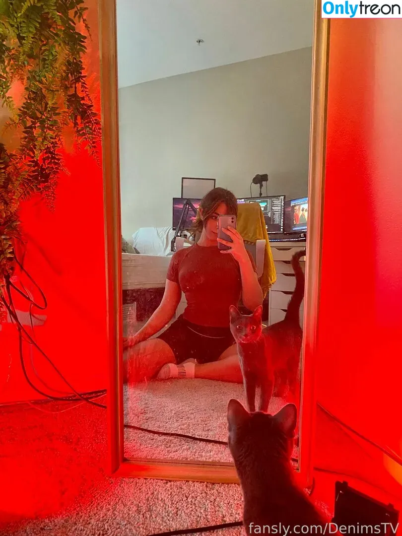 Denims nude photo #0036 (DenimsTV / theodorethickdick)