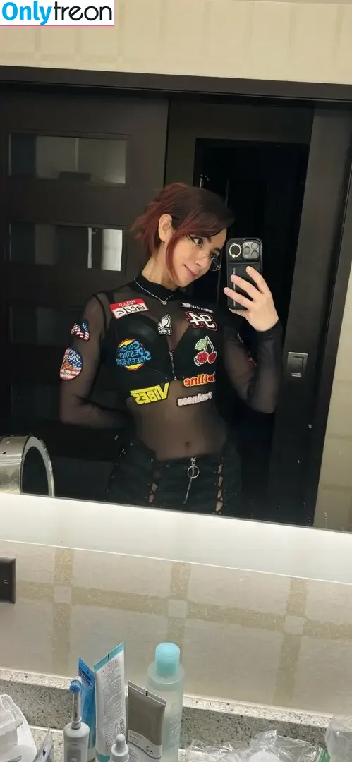 Denims голая photo #0349 (DenimsTV / theodorethickdick)