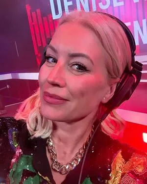 Denise Van Outen / vanouten_denise фото голая #0235