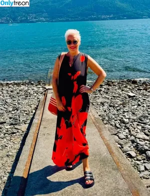 Denise Welch / denise_welch nude photo #0062