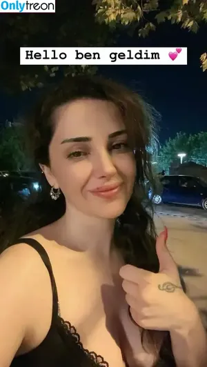 Deniz Bağdaş / denizbagdas nude photo #0013