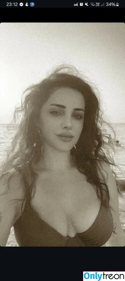 Deniz Bağdaş nude photo #0003 (denizbagdas)