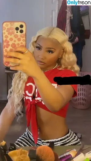  nude photo #0005