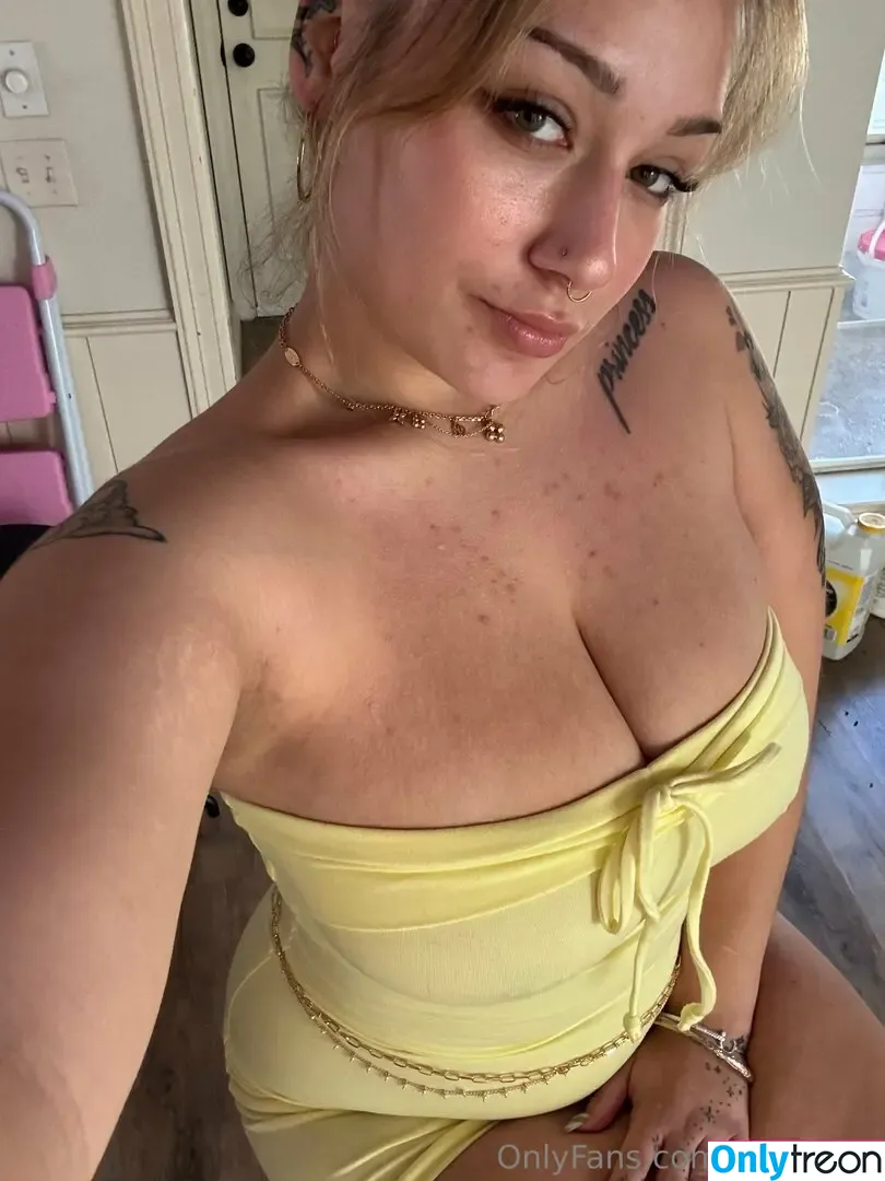 desi.flora nude photo #0061 (desi.f1ora)