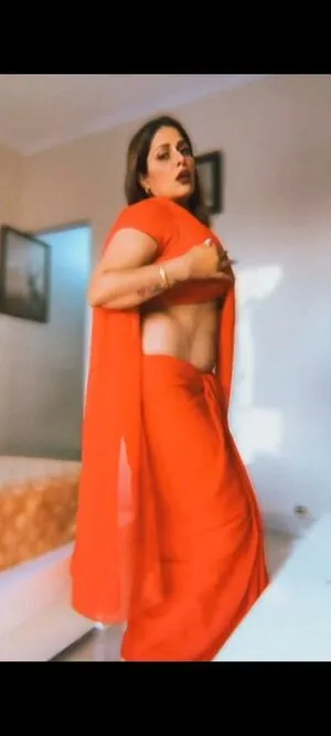 Desi Viral Collection / desi_viral_collections nude photo #0032