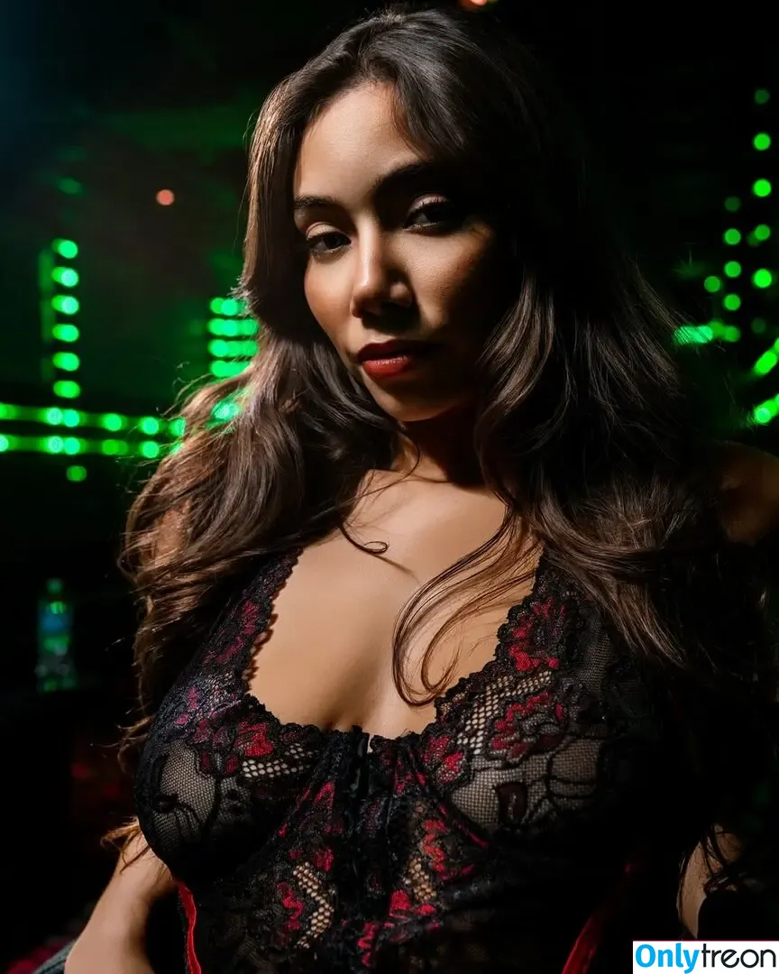 Desiree Flores nude photo #0237 (desiree.floress)