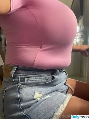 destinygains / desgaines nude photo #0005