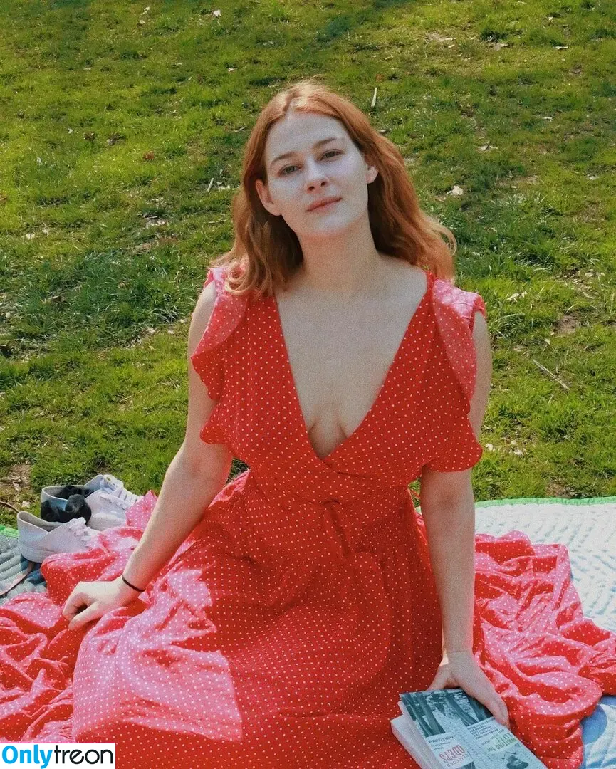 Destry Allyn Spielberg голая photo #0004 (destryallyn)