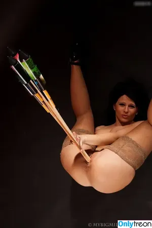 Desyra Noir / Desyra_Noir / Slinkycheeks / desyranoirfans nude photo #0623