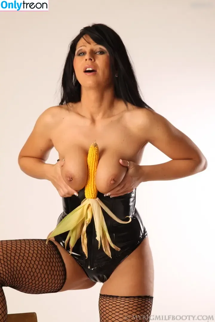 Desyra Noir nude photo #0596 (Desyra_Noir / Slinkycheeks / desyranoirfans)