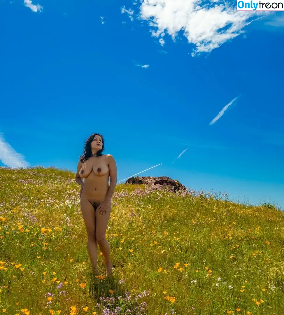 Devi The Model nude photo #0703 (Dakini / devithemodel / googlymonstor / itsdevi)