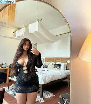 nude photo #0001