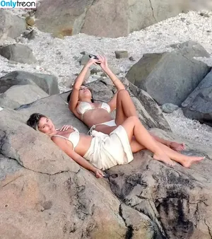 Devin Brugman / Natasha Oakley / devinbrugman фото голая #1098