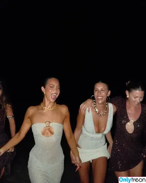 Devin Brugman / Natasha Oakley / devinbrugman nude photo #1380