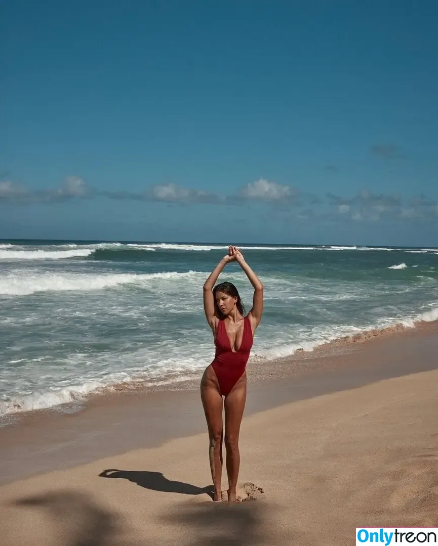 Devin Brugman nude photo #1303 (Natasha Oakley / devinbrugman)