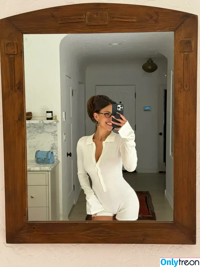 Devin Brugman nude photo #1655 (Natasha Oakley / devinbrugman)