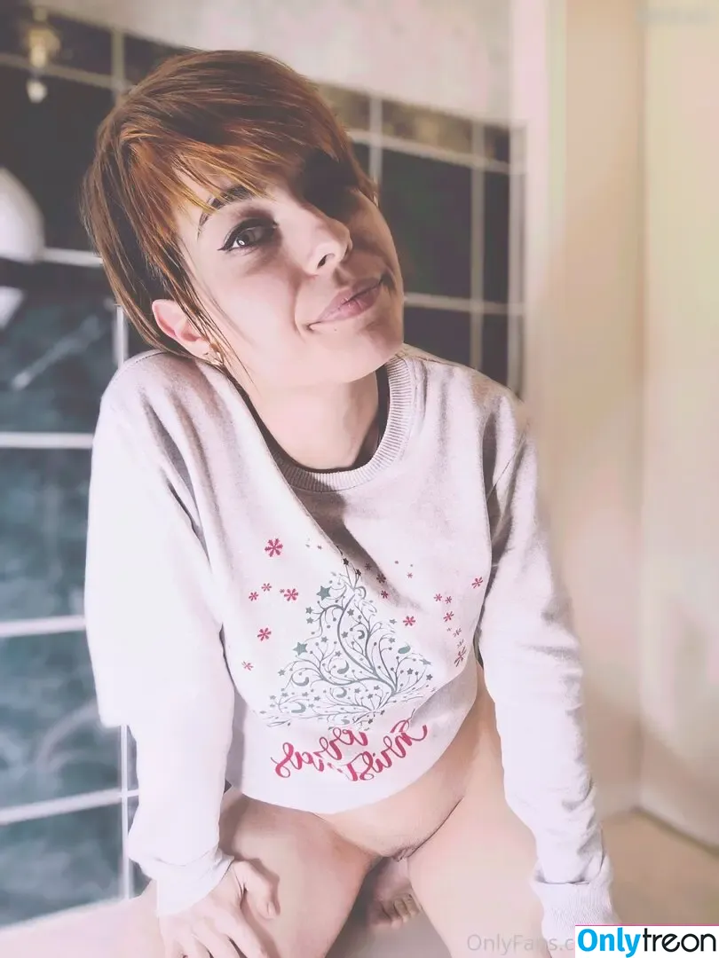 Dexia nude photo #0104 (dex_ter_is_ / iamdexia / iamdexia2)