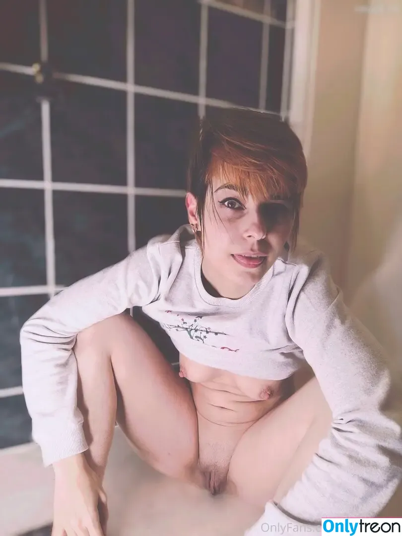 Dexia nude photo #0115 (dex_ter_is_ / iamdexia / iamdexia2)