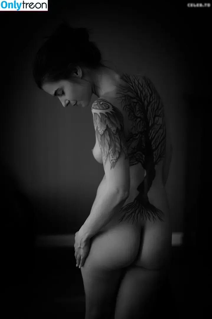 Dexia nude photo #0143 (dex_ter_is_ / iamdexia / iamdexia2)