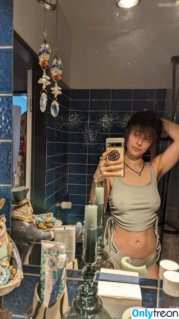 Dexia nude photo #0376 (dex_ter_is_ / iamdexia / iamdexia2)