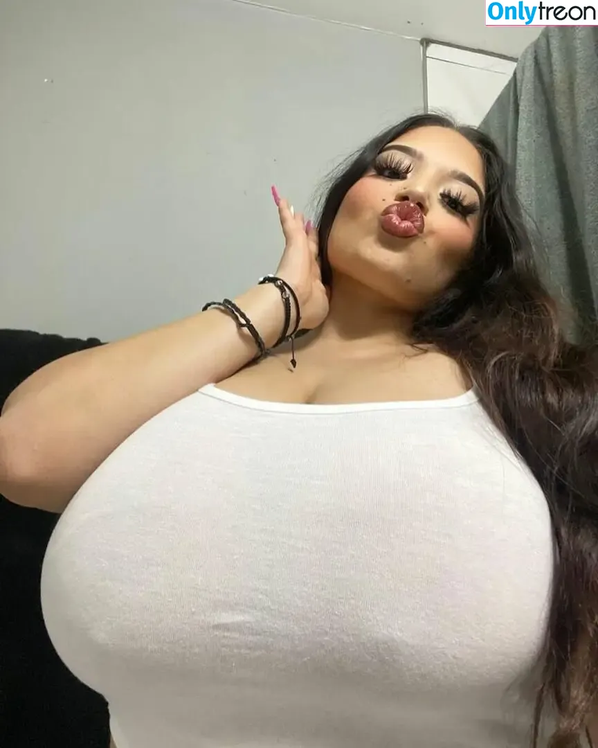 dezloaizaaa голая photo #0007 (andziia__ / dezeraiangel)