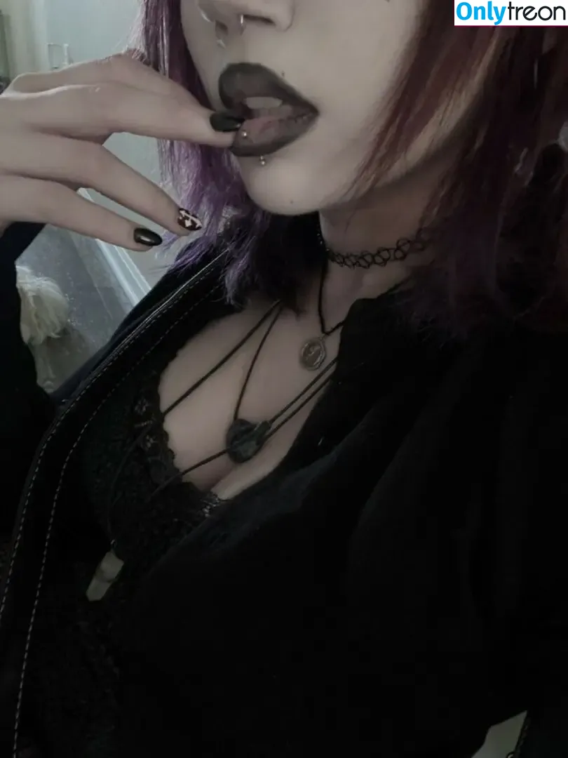 dftned голая photo #0010 (kittycatjumping)