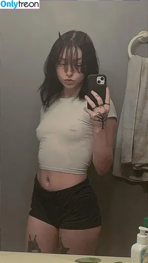  nude photo #0002