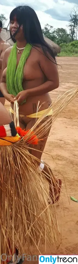 Diamantha Aweti Kalapalo / diamanthawetik / diamanthaxinguana nude photo #0016
