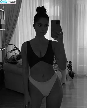 Diana Kaloev / dianakaloev nude photo #0032