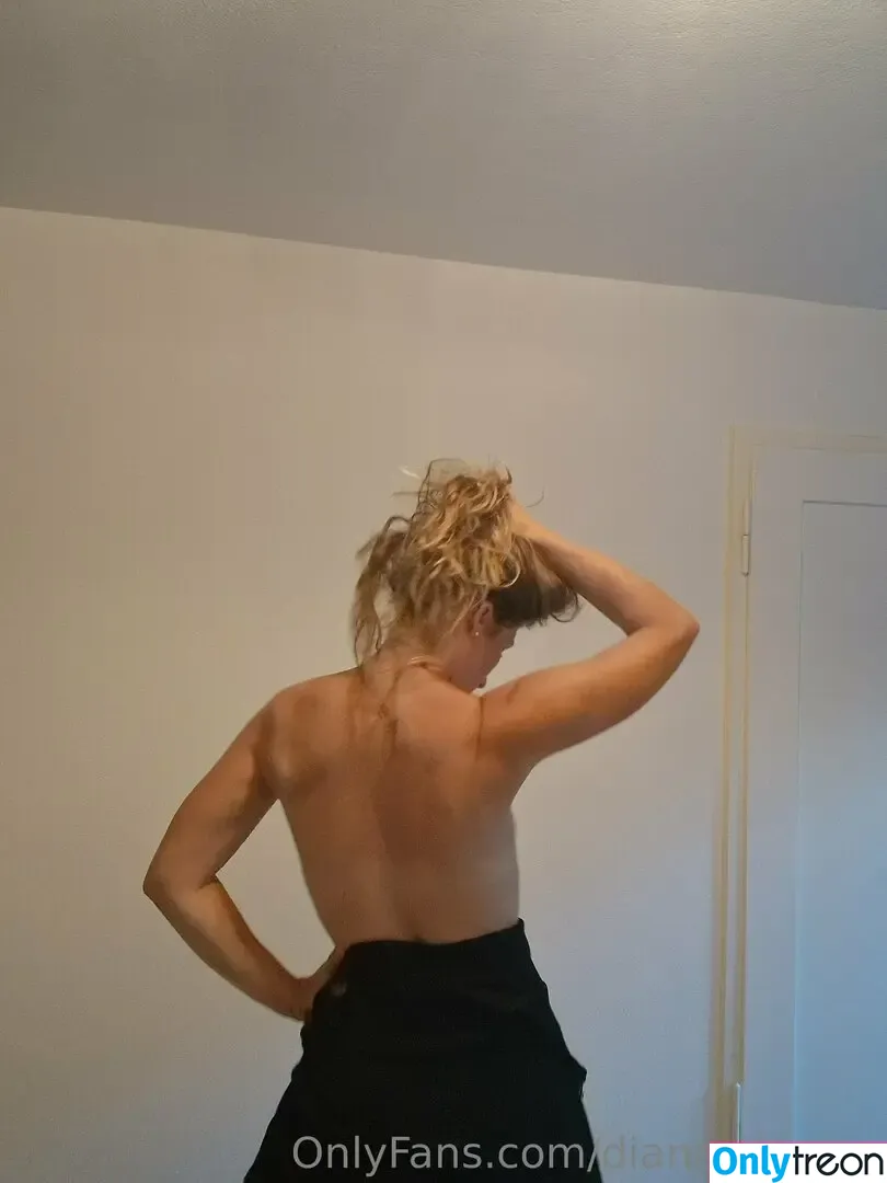 diana.simons nude photo #0032 (simonsdiaan)