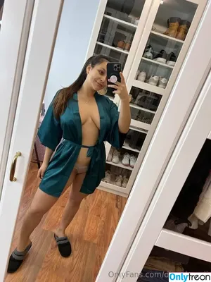 dianakunaii / dianakunai nude photo #0010
