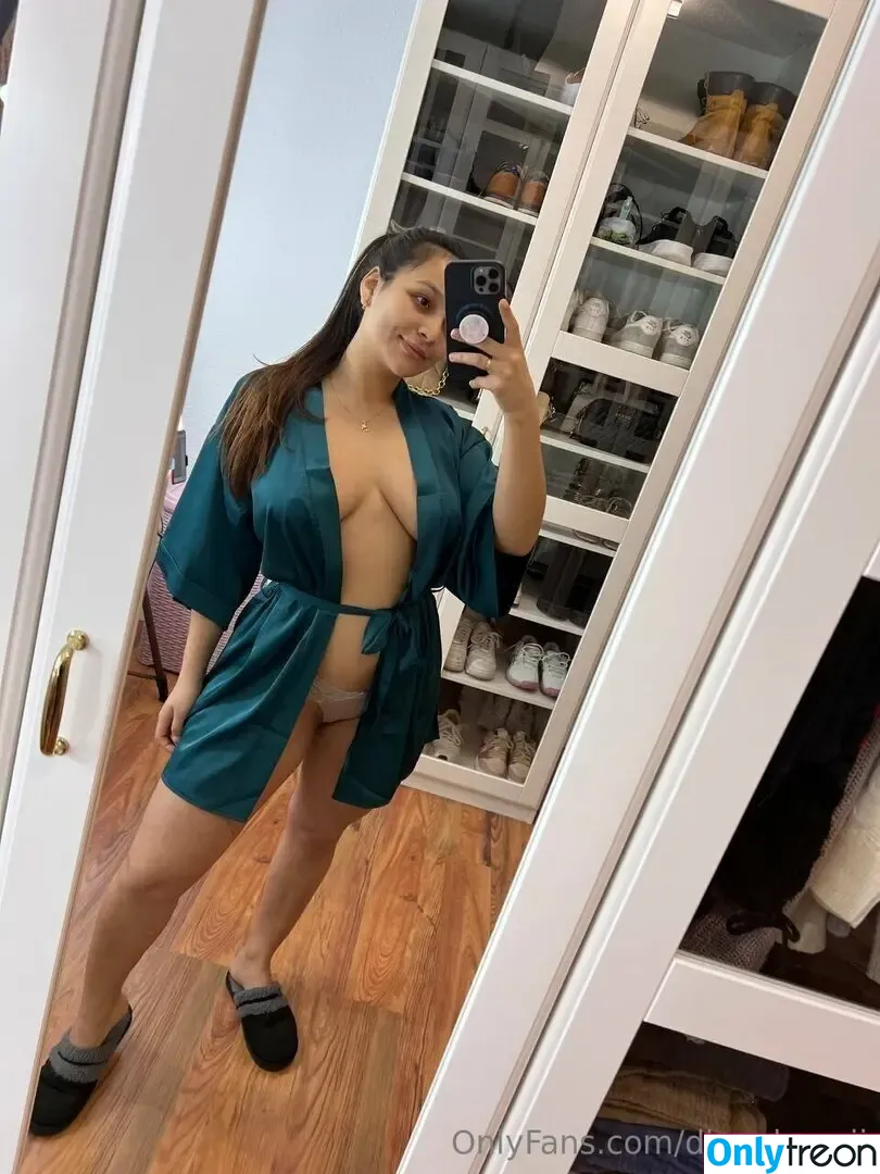 dianakunaii nude photo #0010 (dianakunai)