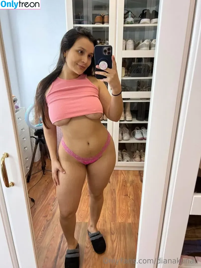 dianakunaii nude photo #0011 (dianakunai)