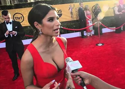 Diane Guerrero / Crazy Jane / Doom Patrol / dianeguerrero__ / dianexguerrero фото голая #0399