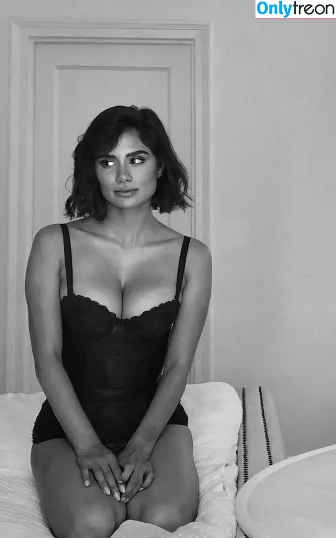 Diane Guerrero nude photo #0667 (Crazy Jane / Doom Patrol / dianeguerrero__ / dianexguerrero)