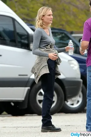 Diane Kruger / dianekruger nude photo #0575