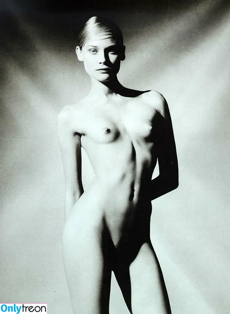 Diane Kruger nude photo #0531 (dianekruger)