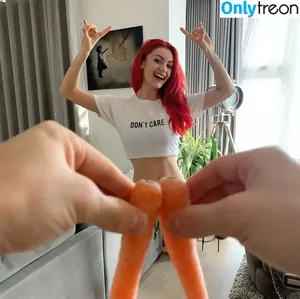 Dianne Buswell / diannebuswell nude photo #0028