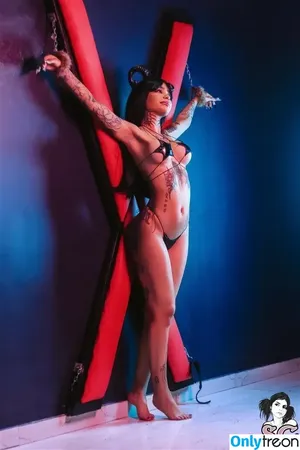 Diavlo Lilith / diavloolilith nude photo #0021