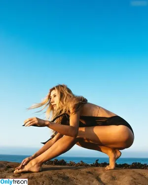 Dichen Lachman / dichenlachman nude photo #0163
