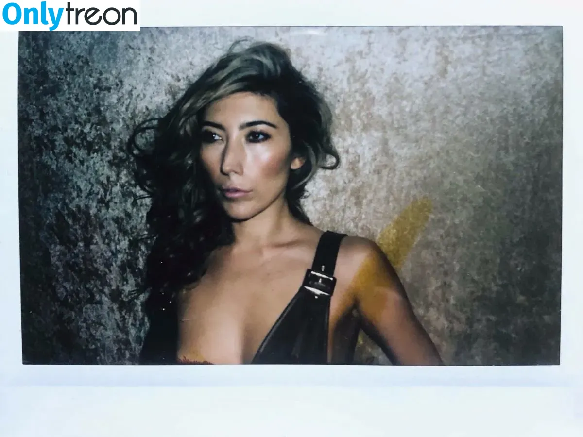 Dichen Lachman nude photo #0004 (dichenlachman)