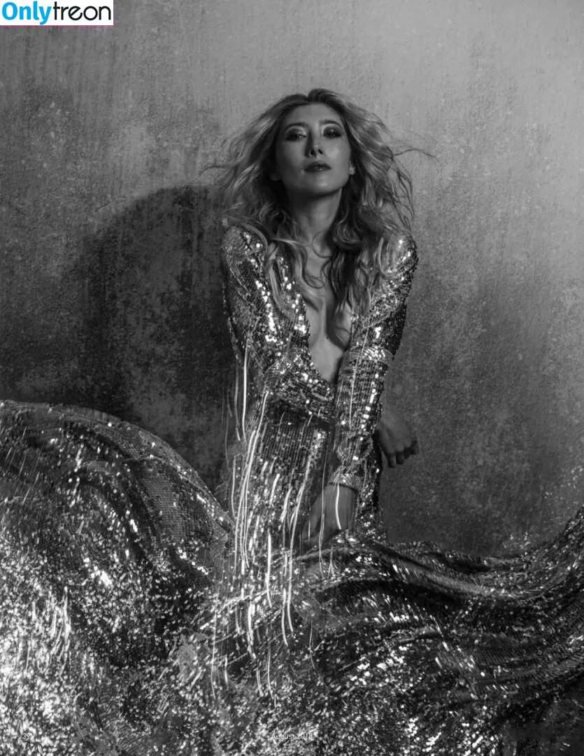 Dichen Lachman голая photo #0096 (dichenlachman)