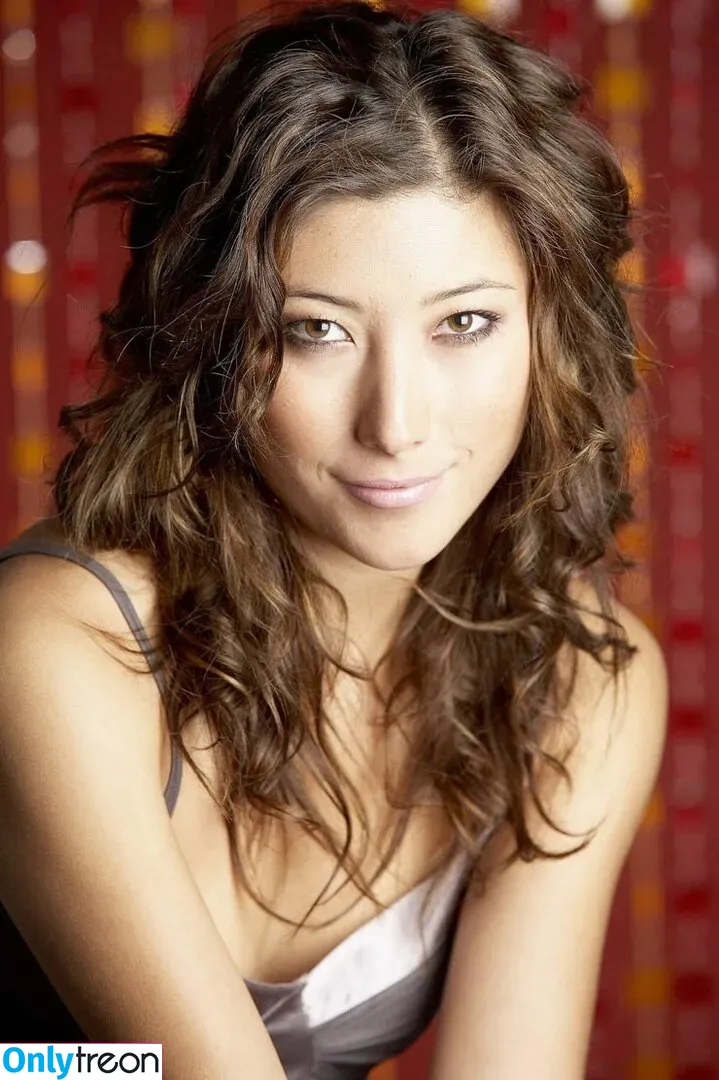 Dichen Lachman голая photo #0106 (dichenlachman)