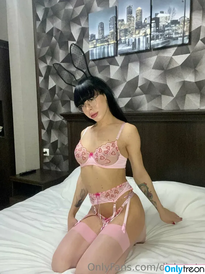 dicksy_ts nude photo #0078 (di.wok)